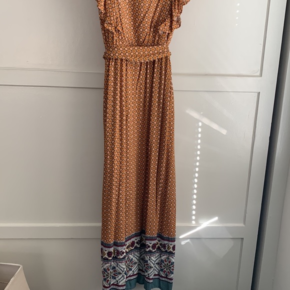 Brand new, never worn with tag still on it. - Picture 11 of 14